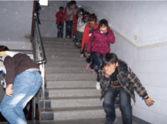 電纜橋架在遇到電路出現問題應該如何采取措施