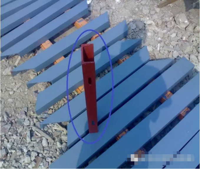 圖文解析電纜橋架安裝實(shí)例(圖5) 電纜橋架施工