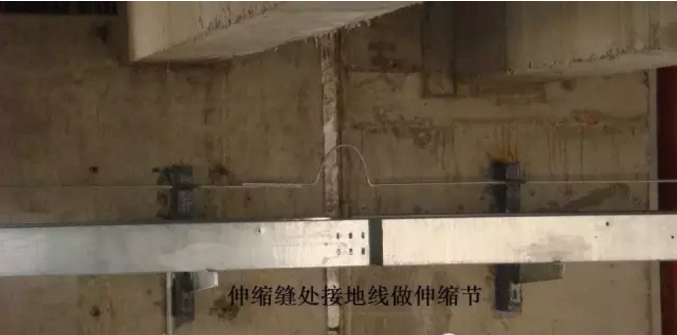 圖文解析電纜橋架安裝實(shí)例(圖24) 電纜橋架施工