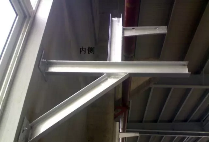 圖文解析電纜橋架安裝實(shí)例(圖31) 電纜橋架施工